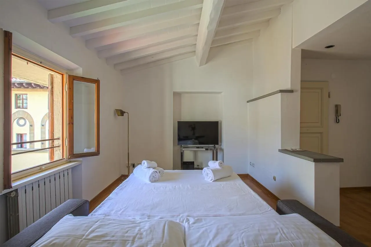 Giorgio Ponte Vecchio Apartment Florencja